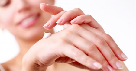 Remedios y trucos para las uñas descamadas