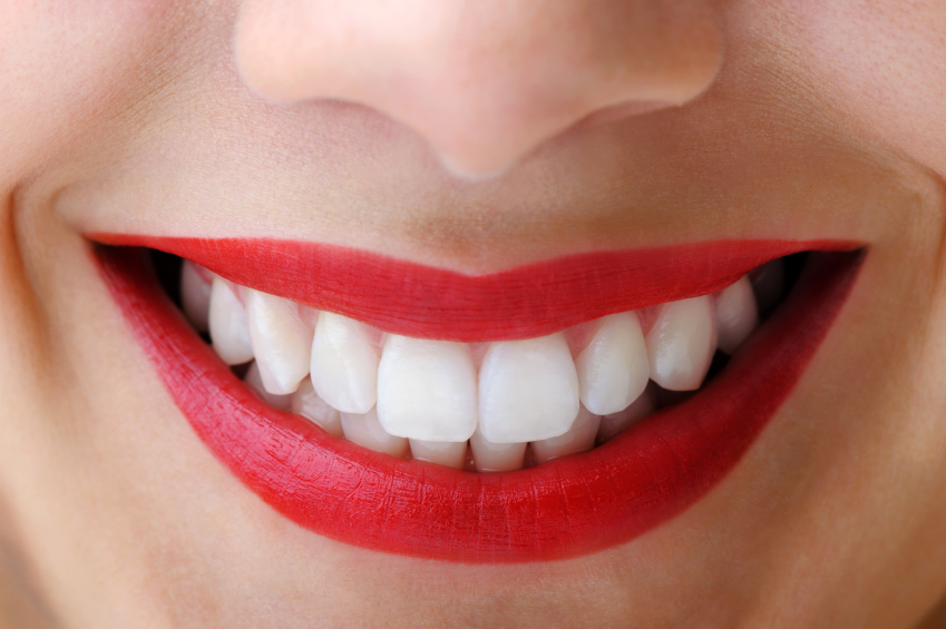 6 consejos para una sonrisa perfecta sin ir al dentista