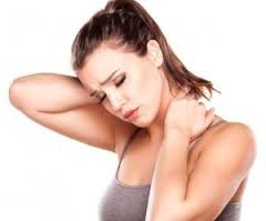 Cómo tratar la tortícolis y el dolor de cuello con remedios naturales